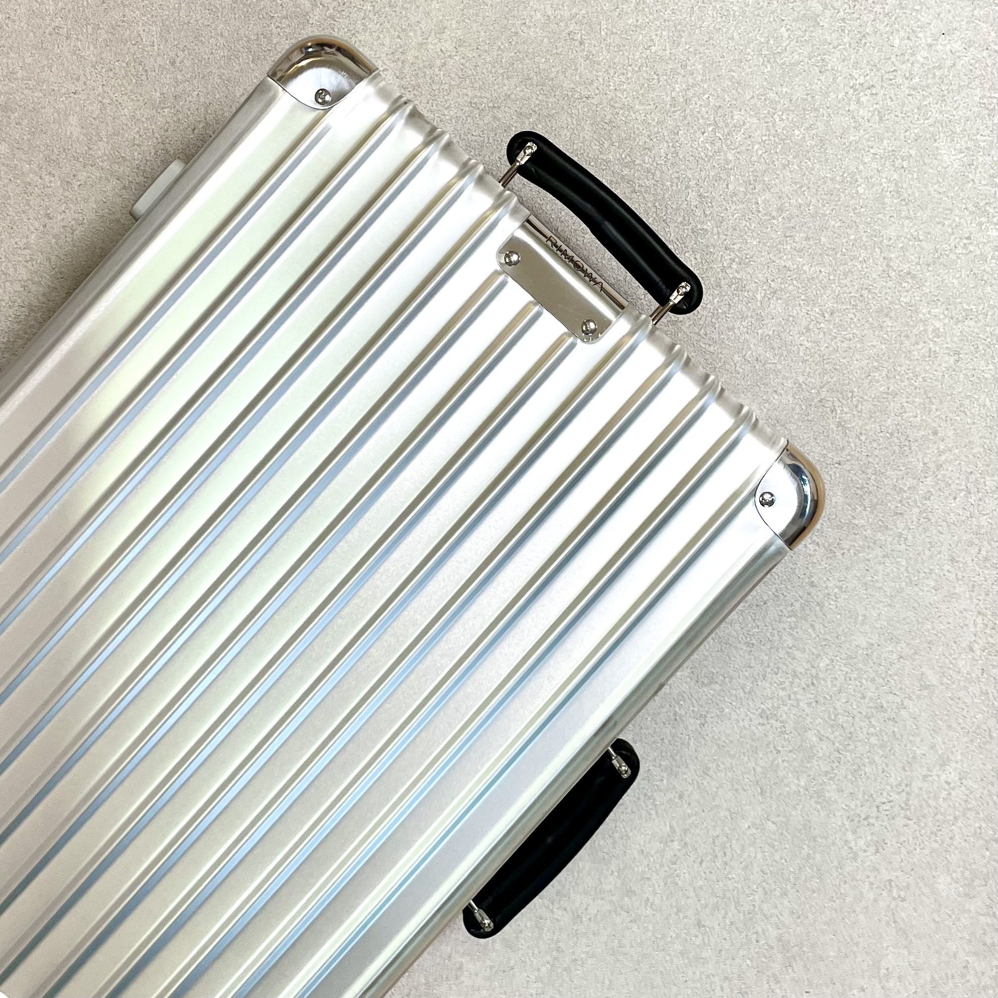 RIMOWA オリジナルキャビン S+togafood.co.id